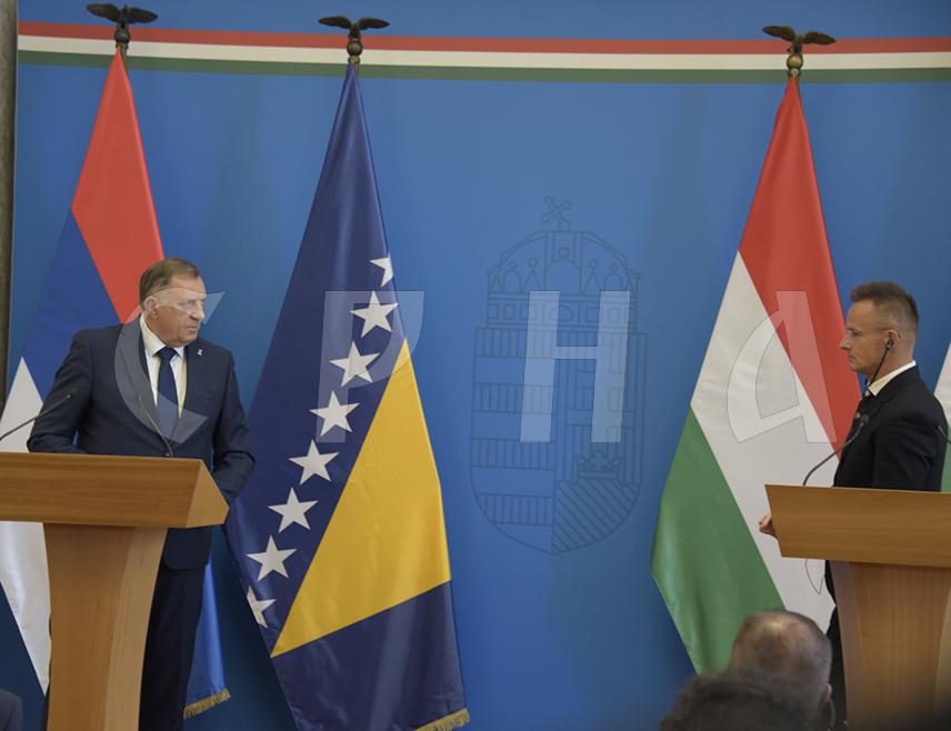 BUDAPEST, SEPTEMBER 4 /SRNA/ – Republika Srpska President Milorad Dodik today asked Hungarian Minister of Foreign Affairs and Trade Péter Szijjártó to convey Republika Srpska's concern regarding the growing presence of Iran in BiH.