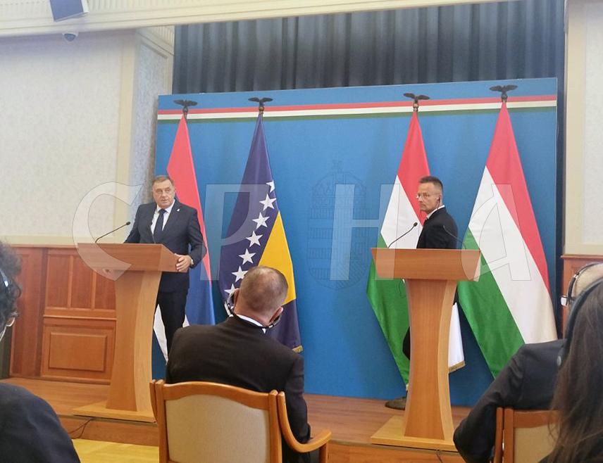 BUDAPEST, SEPTEMBER 4 /SRNA/ – Republika Srpska President Milorad Dodik has said today in Budapest that Republika Srpska is ready to fight for its rights through political means, and that any imposition leads to a decision on its independence.