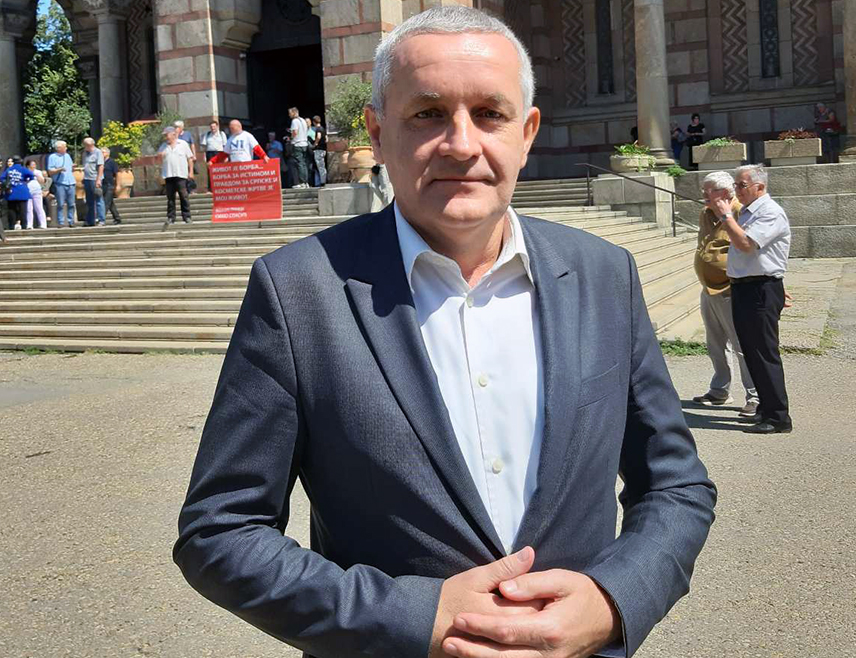 БЕОГРАД, 5. СЕПТЕМБРА /СРНА/ - Трагедија Срба на подручју Медачког џепа, као и у акцијама Масленица, Миљевички плато, "Бљесак" и "Олуја", могла се избјећи да се међународна заједница није сврстала на страну злочинаца, рекао је предсједник Савеза Срба из региона Миодраг Линта поводом 32 године од масакра над 88 Срба у Медачком џепу.