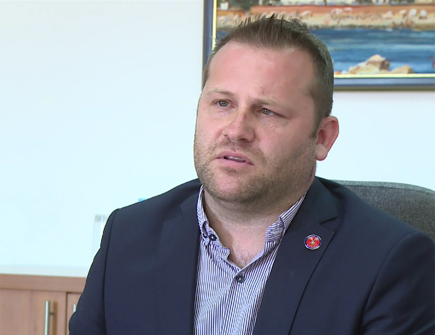 BANJA LUKA, September 8 /SRNA/ - Acting Director of the Official Gazette of Republika Srpska Miloš Lukić told SRNA that a new issue of this publication containing the decision on the election of the new Government of Republika Srpska has been released and will enter into force tomorrow.