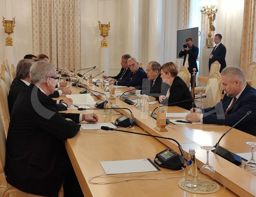 MOSCOW, SEPTEMBER 9 /SRNA/ – The Minister of Foreign Affairs of the Russian Federation Sergey Lavrov  emphasized at the beginning of his meeting with the President of Republika Srpska  Milorad Dodik  in Moscow that this is a very important meeting, especially due to recent complicated situation in BiH.