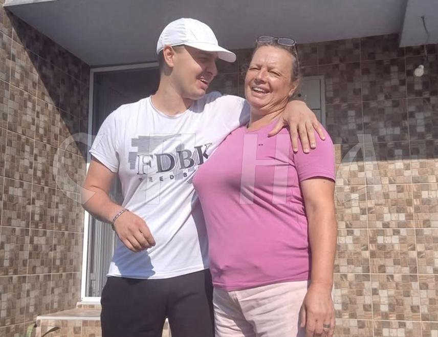БРАТУНАЦ, 11. СЕПТЕМБРА /СРНА/ - У хуманитарној акцији прикупљено је неопходних 35.000 евра за лијечење двадесетогодишњег Растка Ивановића из Братунца на клиници "Неуровита" у Москви, рекла је његова мајка Снежана.