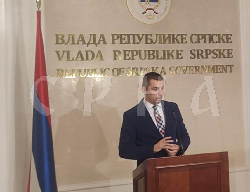 БАЊАЛУКА, 11. СЕПТЕМБРА /СРНА/ - Фокус данашње сједнице Владе Републике Српске био је на кретању цијена у Српској, рекао је министар трговине и туризма Денис Шулић.