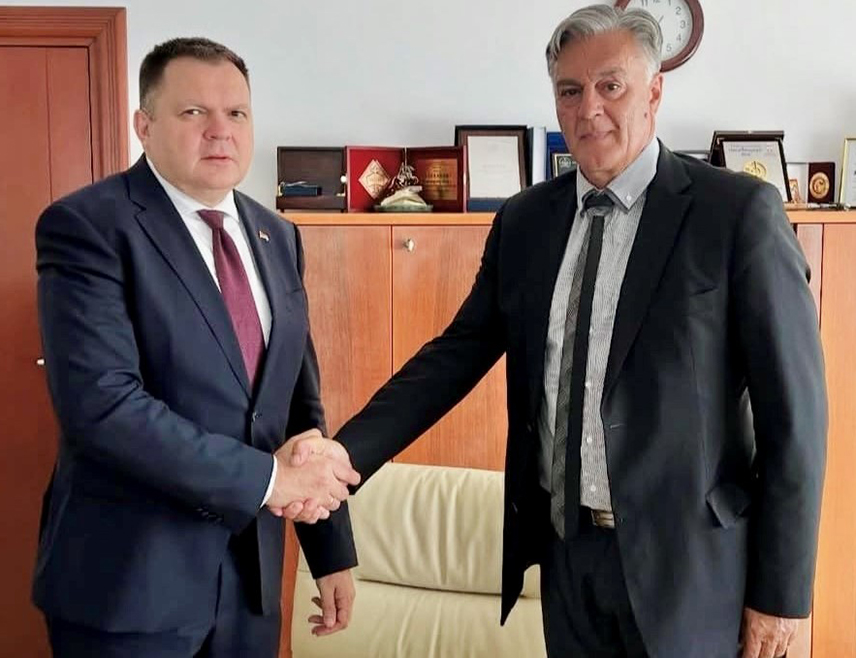 BANJA LUKA, SEPTEMBER 12 /SRNA/ - Newly appointed Minister of Interior of Republika Srpska Željko Budimir today formally took over duties from outgoing minister Siniša Karan.