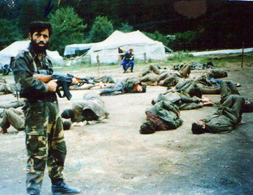 "Instead of rotting in prison and serving the shamefully small sentence for the crimes he was convicted of, Mahmuljin was given the opportunity to go to Turkiye, because everyone in the BiH judiciary buried their heads in the sand. According to the information we have, he is in Bakir Izetbegović’s villa in Izmir," Kojić told SRNA.