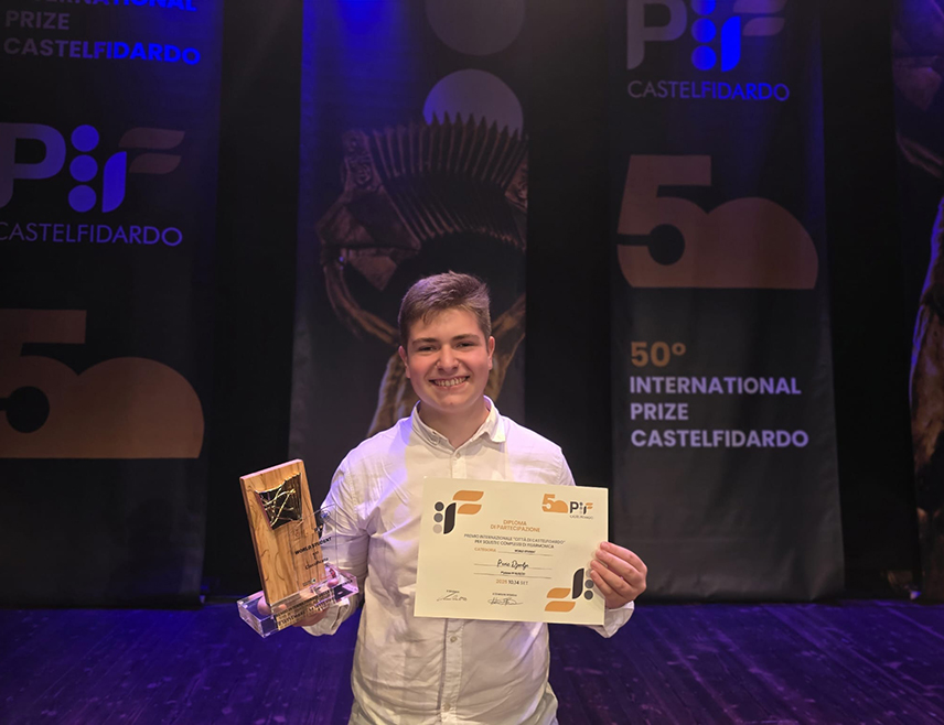 BIJELJINA, SEPTEMBER 15 /SRNA/ – Young Đorđe Perić has been awarded in the World Student category at the 50th anniversary edition of one of the most prestigious world accordion competitions held in Italy.