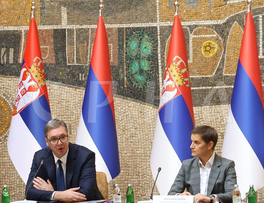 BELGRADE, SEPTEMBER 20 /SRNA/ - Serbia’s President Aleksandar Vučić said that Serbia will provide full support to Republika Srpska, which, as part of BiH, has been under enormous pressure in recent times, as have its President Milorad Dodik and his family, and that the period ahead will not be an easy one.