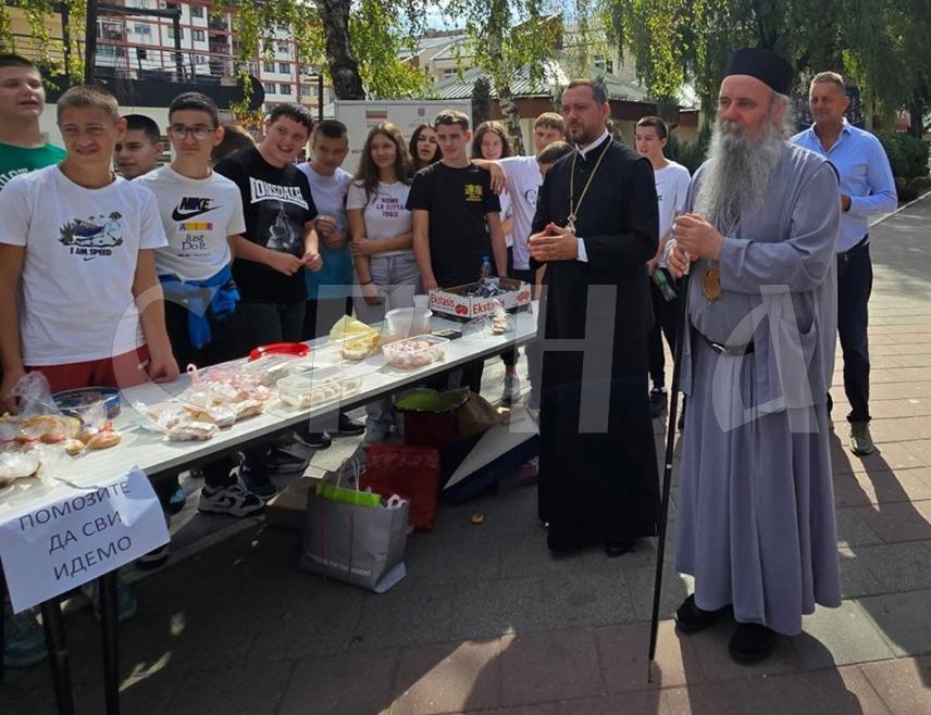ЗВОРНИК, 24. СЕПТЕМБРА /СРНА/ - Његово високо преосвештенство митрополит зворничко-тузлански Фотије рекао је данас да ће се на Ђурђев Граду код Зворника градити манастирски комплекс.