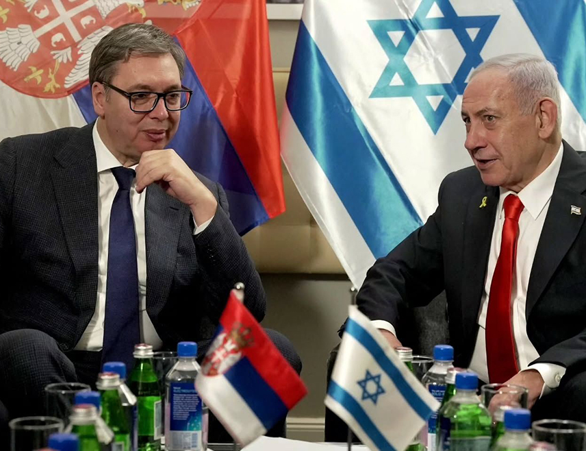 ЊУЈОРК, 26. СЕПTЕМБРА /СРНА/ - Предсједник Србије Александар Вучић разговарао је у Њујорку са премијером Израела Бењамином Нетанјахуом о споразуму о слободној трговини.