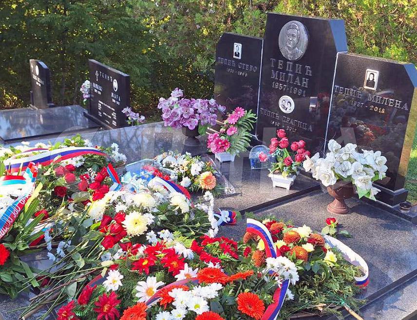 KOZARSKA DUBICA, SEPTEMBER 29 /SRNA/ - Major Milan Tepić demonstrated loyalty to the Serb people, the army and his homeland in a heroic way, showing that honor was his highest value, it was emphasized today in Kozarska Dubica at the commemoration of the Day of Remembrance of the national hero Major Tepić.