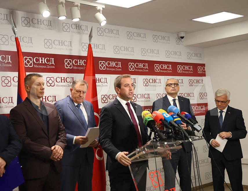 BANJA LUKA, OCTOBER 6 /SRNA/ – Socialist Party of Srpska President Goran Selak has stated that the ruling coalition is entering the early presidential elections in Republika Srpska with the best candidate – Siniša Karan, a man of great integrity who has always served Republika Srpska.