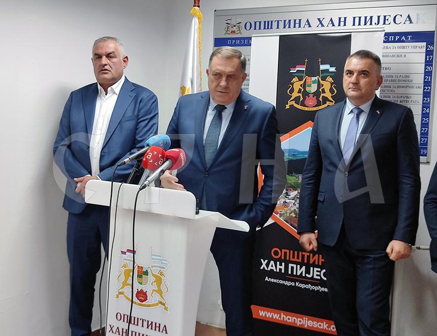 ХАН ПИЈЕСАК, 7. ОКТОБРА /СРНА/ - Предсједник Републике Српске Милорад Додик  
рекао је да ће Влада и општина Хан Пијесак заједнички рјешавати инфраструктурне и друге најважније проблеме на подручју ове локалне заједнице који су у интересу сваког човјека.