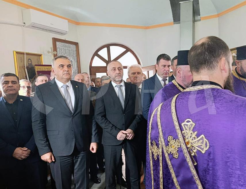 MRKONJIĆ GRAD, OCTOBER 10 /SRNA/ - Republika Srpska Prime Minister Savo Minić said that the goal of the aggression committed by the Croatian Army and the so-called Army of BiH against 13 municipalities in Western Krajina in 1995 was the extermination of the Serb people, who were then mercilessly killed, as evidenced by the mass grave in Mrkonjić Grad.