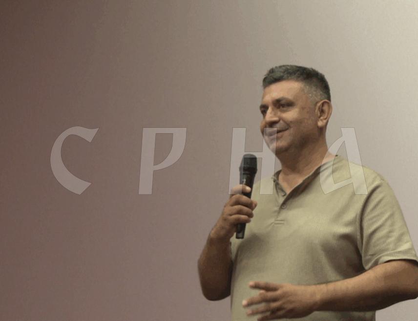 ПРИЈЕДОР, 10. ОКТОБРА /СРНА/ - У Приједору је вечерас приказан документарни филм "Тајфун са Козаре" аутора Недељка Лајшића, о херојској одбрани Козарске Дубице, Костајнице и Новог Града у протеклом рату, страдању српског народа, али и херојству и одлучности да се сачувају вјековна огњишта.
