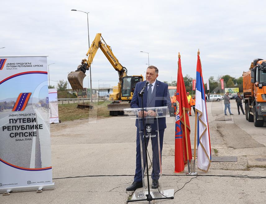 LAKTAŠI, OCTOBER 11 /SRNA/ - Republika Srpska President Milorad Dodik said that the reconstruction of the Klašnice-Banjaluka main road is a major project that will provide higher-quality service to all traffic participants.