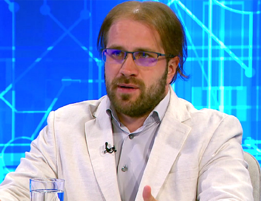 BELGRADE, OCTOBER 13 /SRNA/ – The results of the local elections in Kosovo and Metohija and the convincing victory of the Serb List primarily show that Serbs want to retain power in the municipalities where they constitute the majority, as a very high price was paid over the past four years, political analyst Ognjen Gogić said.