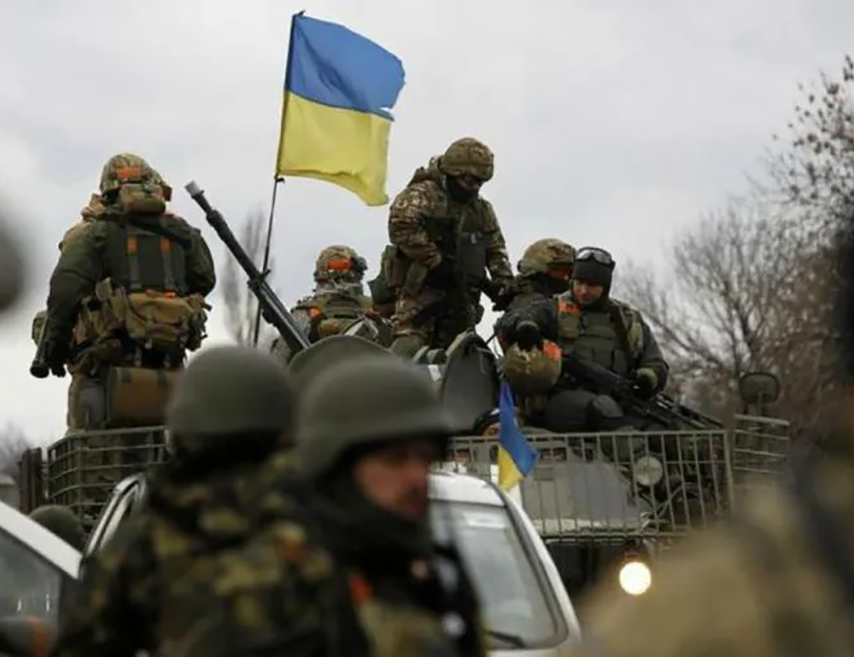 МОСКВА, 14. ОКТОБРА /СРНА/ - Украјински војници остављају бомбе испод погинулих сабораца у Запорошкој области, изјавио је "Спутњику" неименовани руски војник који је члан Борбене групе "Восток".