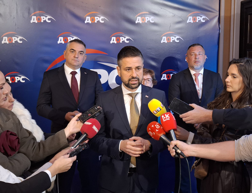 БАЊАЛУКА, 16. ОКТОБРА /СРНА/ - Министар финансија и трезора у Савјету министара Срђан Амиџић изјавио је да Федерација БиХ знатно заостаје за Републиком Српском на плану индустрије осигурање, те поручио да ће друштава за осигурања убудуће морати активније учествовати у финансијском сектору.