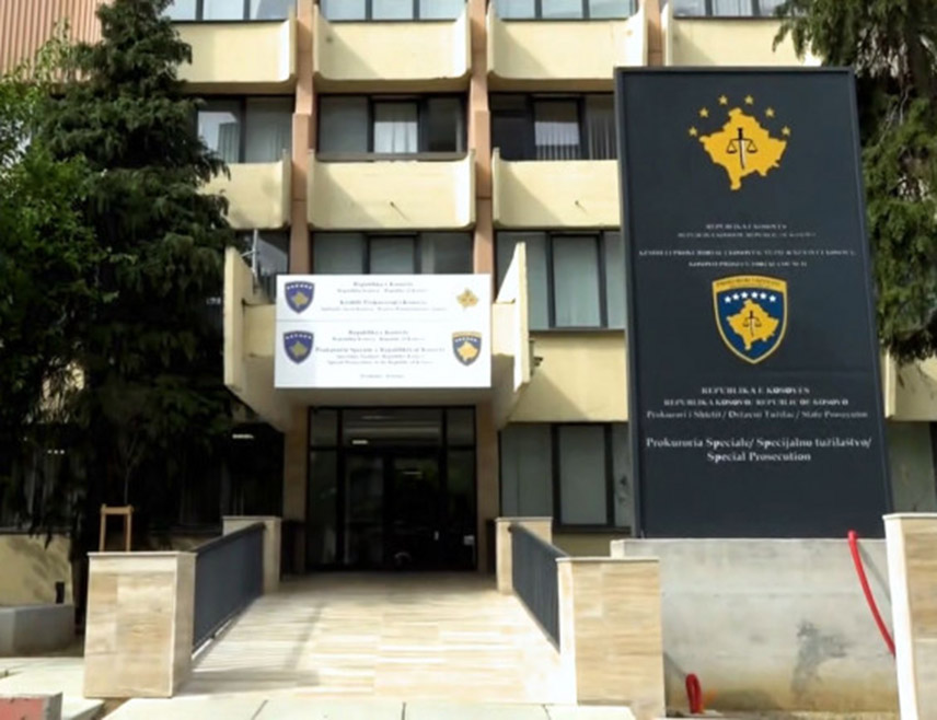 ПРИШТИНА, 19. ОКТОБРА /СРНА/ - Такозвана косовска полиција пустила је послије испитивања седморицу Срба и отворила редовну процедуру према њима, након што их је данас привела у Звечану и Зубином Потоку због сумње да су наводно починили више кривичних дјела, укључујући и убиство припадника Еулекса.
