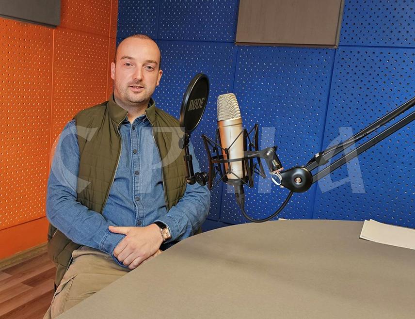 ПРЊАВОР, 26. ОКТОБРА /СРНА/ - Производни погони "Наша мљекара" у Прњавору могли би почети са прерадом првих литара млијека у току 2027. године, што је реалан временски оквир јер има још доста посла на изградњи објекта мљекаре који ће обухватити површину од укупно 2.000 метара квадратних, изјавио је Срни директор мљекаре у изградњи Александар Марић.