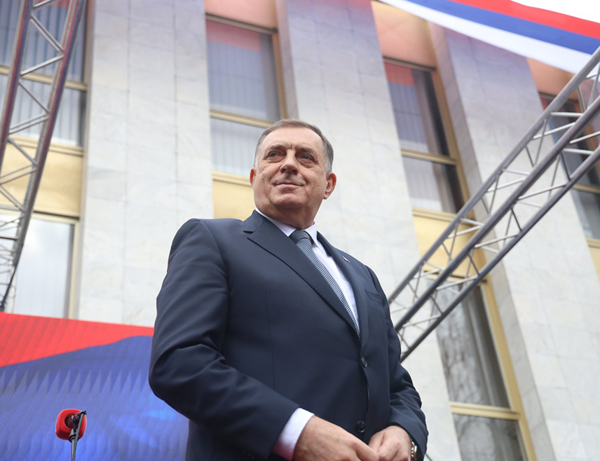 BELGRADE, OCTOBER 27 /SRNA/ – President Milorad Dodik said that neither the American nor the Brussels administration, nor Moscow, nor Belgrade, nor anyone else will determine his political career, but he himself and the people who elected him.