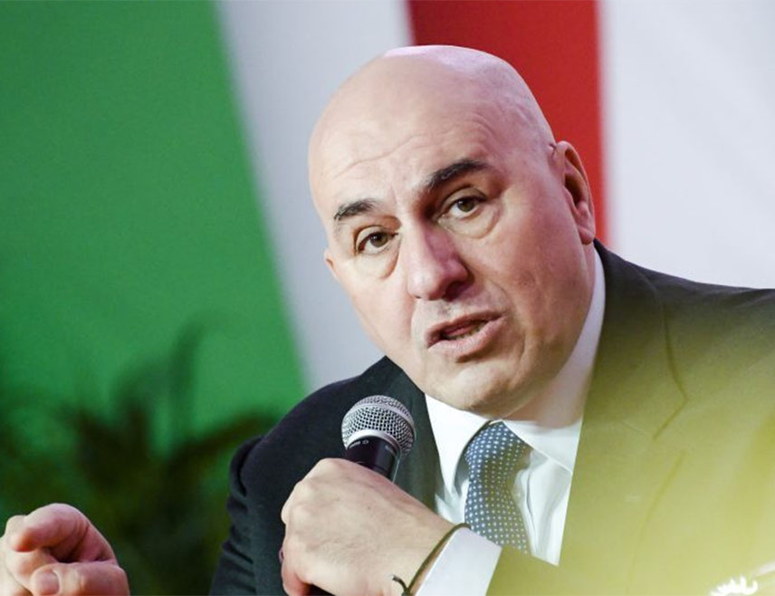 РИМ, 29. ОКТОБРА /СРНА/ - Украјина никад неће вратити изгубљене територије, чак ни уз помоћ Запада, изјавио је италијански министар одбране Гвидо Кросето.