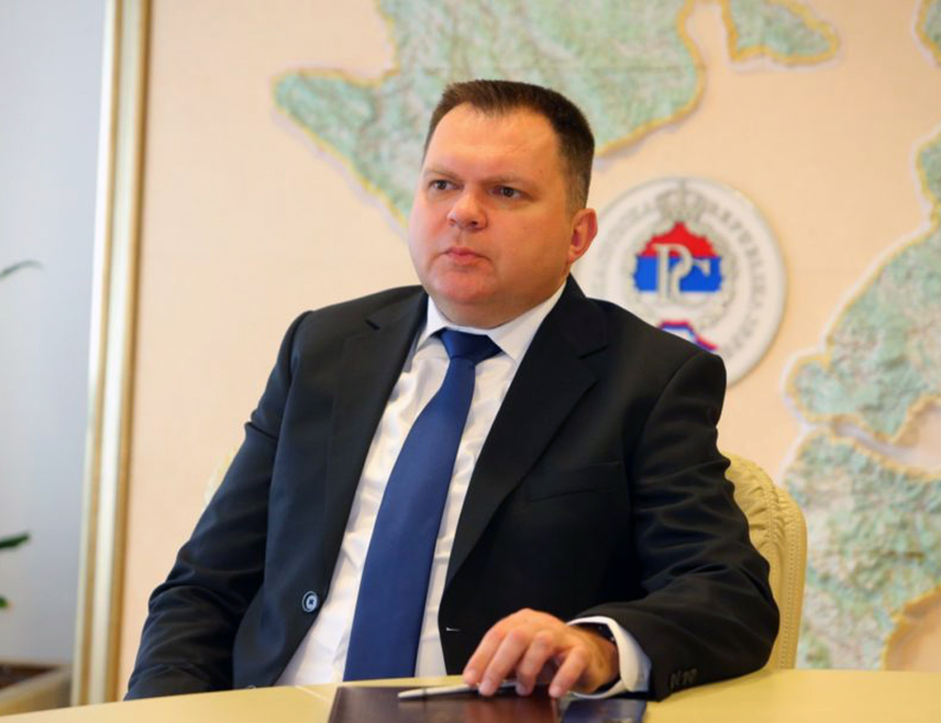 БАЊАЛУКА, 1. НОВЕМБРА /СРНА/ - Министар унутрашњих послова Републике Српске Жељко Будумир пристуствоваће данас у Центру за обуку у Залужанима код Бањалуке обиљежавању 33 године од оснивања Шестог одреда Специјалне бригаде полиције.