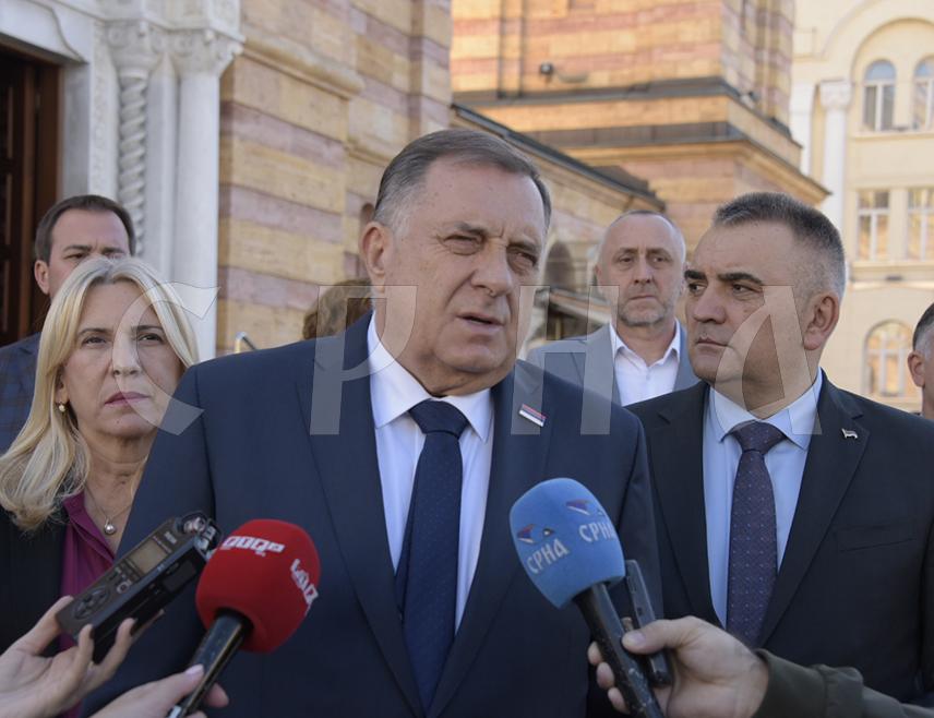 BANJA LUKA, NOVEMBER 1 /SRNA/ - Republika Srpska President Milorad Dodik said that Republika Srpska has fully understood the positions of the Security Council and emphasized that dialogue in BiH is necessary, and that he is ready for talks until a solution is reached or they become meaningless.