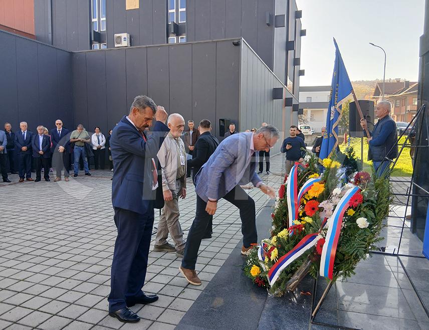 MODRIČA, November 1 /SRNA/ - Former members of the Fourth Ozren Light Infantry Brigade of the Army of the Republic of Srpska, which took part in the defense of Doboj, the liberation of Maglaj, and in the "Corridor" operation, marked today in Modriča the 32nd anniversary of the unit's formation.
