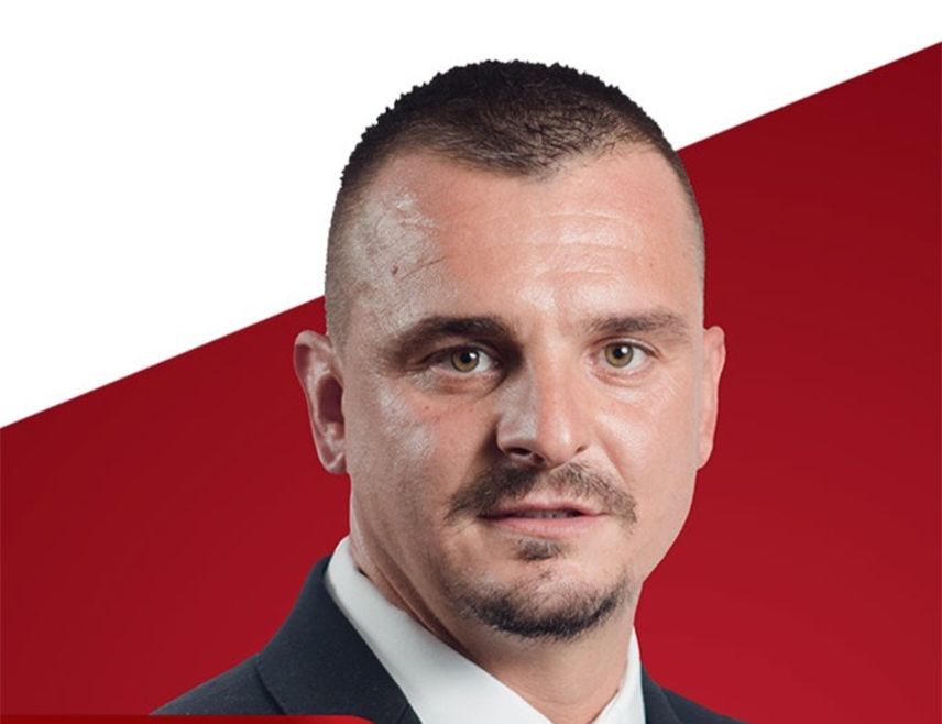 БИЈЕЉИНА, 2. НОВЕМБРА /СРНА/ - Спортски радници дижу кредите да би бијељински спортски клубови преживјели, катастрофална политика Градске управе све довела у безизлазну ситуацију, рекао је предсједник Савјета за спорт у Скупштини града Бијељина Перица Лукић.