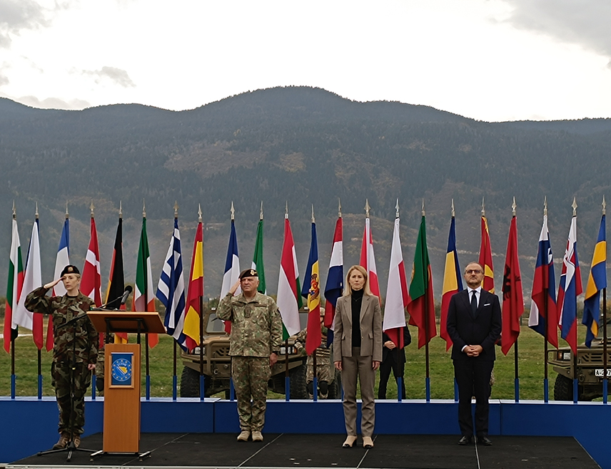 САРАЈЕВО, 3. НОВЕМБРА /СРНА/ - Високи представник ЕУ за спољне послове и безбједносну политику Каја Калас  изјавила је да главни преговарач БиХ са ЕУ треба да буде особа која ужива повјерење свих у БиХ и која ће омогућити да се процес води ефикасно и транспарентно.