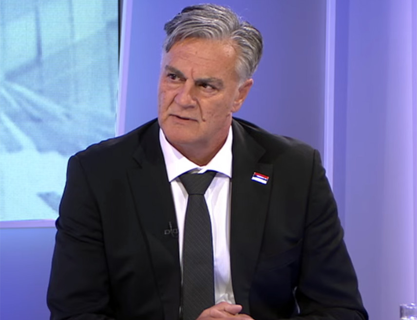 БАЊАЛУКА, 4. НОВЕМБРА /СРНА/ - Професор уставног права Синиша Каран изјавио је да је Уставни суд БиХ у протеклом времену злоупотребљавао Устав БиХ, који је препун правних празнина, са јединим циљем да сваком одлуком БиХ постаје јача, а њене федералне јединице слабије.