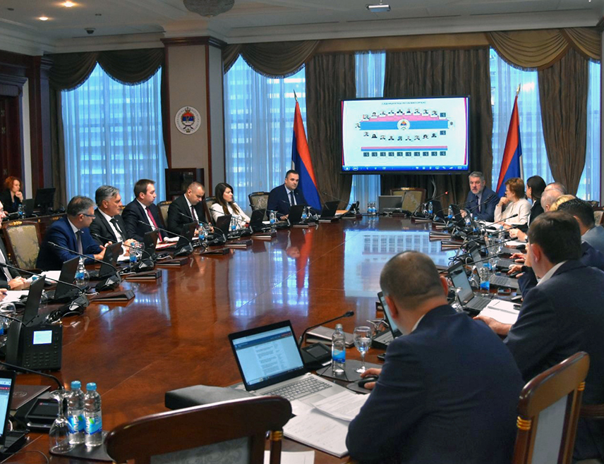 БАЊАЛУКА, 6. НОВЕМБРА /СРНА/ - Влада Републике Српске утврдила је данас Приједлог закона о обиљежавању дана жалости, који једнообразно и систематично уређује обиљежавање овог дана, те прописује радње и поступке које су институције обавезне да спроводе.