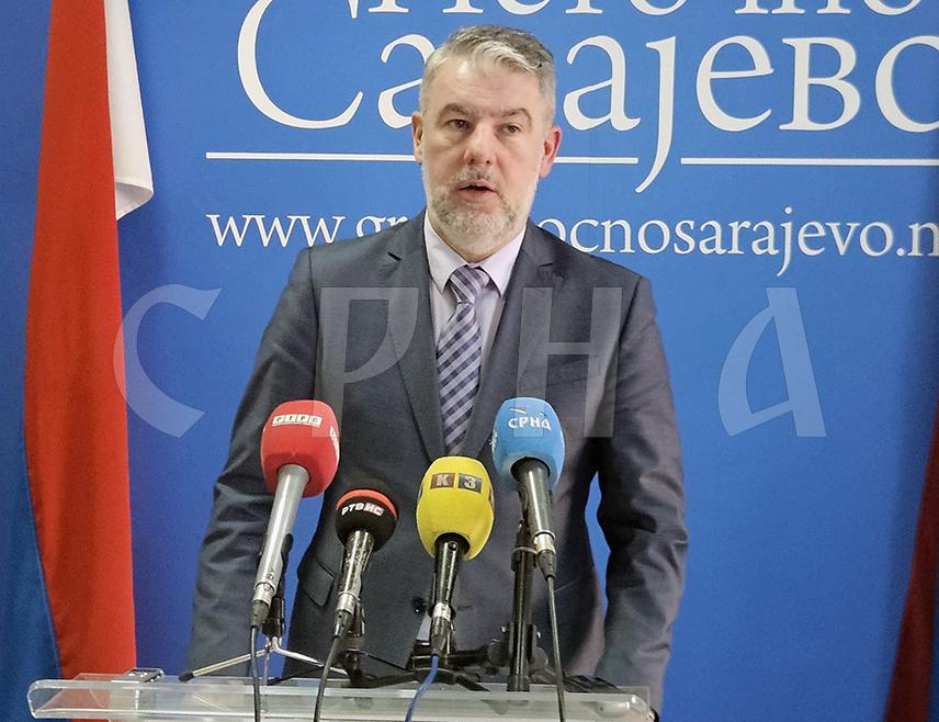 ИСТОЧНО САРАЈЕВО, 7. НОВЕМБРА /СРНА/ – Министар здравља и социјалне заштите Републике Српске Ален Шеранић изјавио је да су на данашњем састанку са градоначелником Источног Сарајева Љубишом Ћосићем дефинисани конкретни кораци који ће побољшати здравствену инфраструктуру и услуге на подручју овог града.