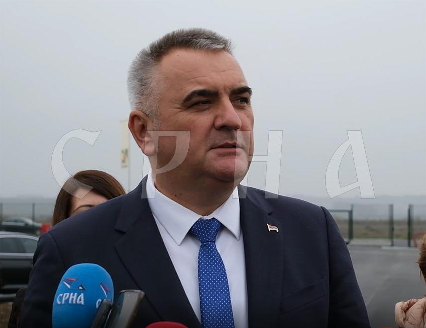 SRBAC, NOVEMBER 7 /SRNA/ - Republika Srpska Prime Minister Savo Minić announced today that a thematic session of the Government of Srpska dedicated to the state of the power sector will be held, marking the beginning of management improvements in that sector, and that short-, medium-, and long-term plans will be adopted, similar to what was done with Šume Srpske /Forests of Srpska/.