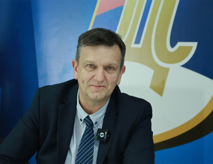 БАЊАЛУКА, 8. НОВЕМБРА /СРНА/ - Српска демократска странка започеће данас предизборну кампању испред Народне скупштине Републике Српске у Бањалуци.