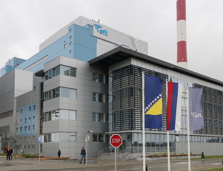 СТАНАРИ, 9. НОВЕМБРА /СРНА/ - У Станарима је у току разговор предсједника СНСД-а Милорада Додика са руководством и радницима компаније "Електране".