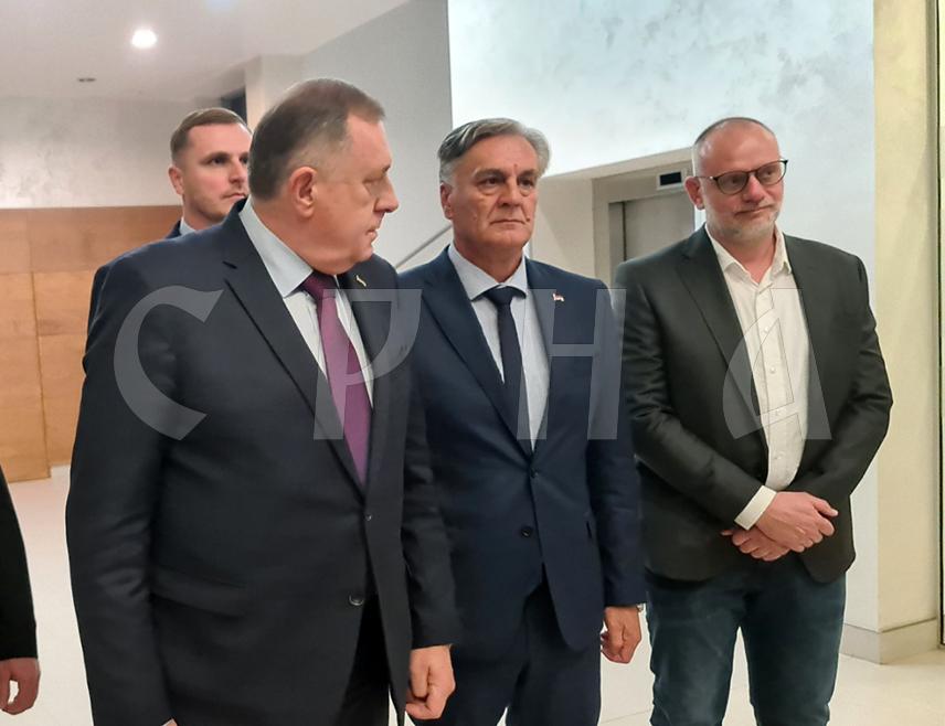 STANARI, NOVEMBER 9 /SRNA/ – The Elektrane/Power Plants company in Stanari is one of the most profitable and modernly managed thermal power plants in the region, said the SNSD leader Milorad Dodik.