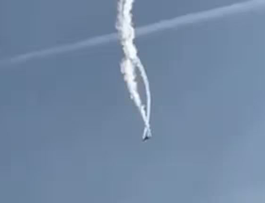 АНКАРА, 11. НОВЕМБРА /СРНА-Ројтерс/ - Турски војни теретни авион "Ц-130" срушио се у Грузији, потврдило је Министарство одбране Турске.