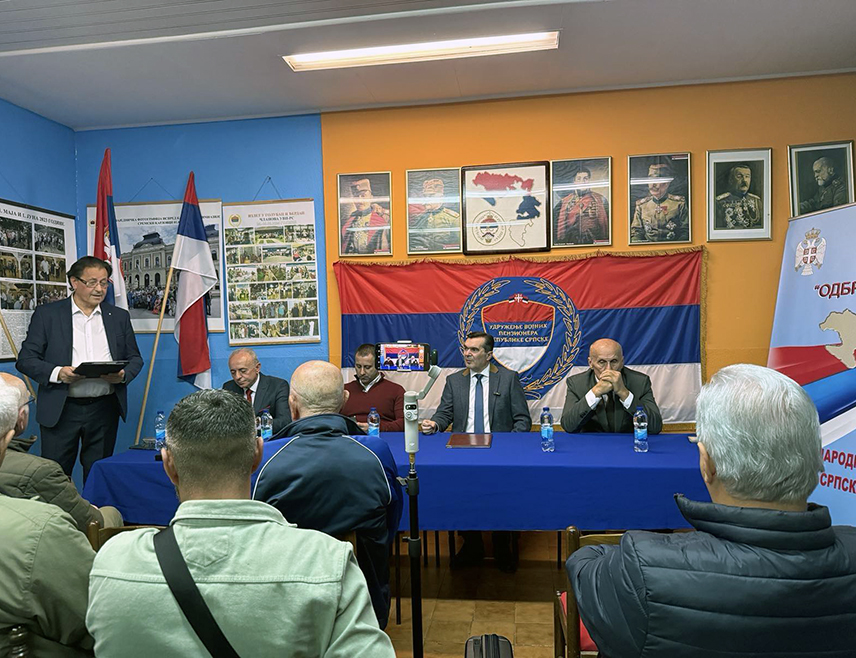 БАЊАЛУКА, 11. НОВЕМБРА /СРНА/ - Република Српска је показала своју виталност, зрелост и организованост као друштво у условима глобалних промјена и страховитог удара на суштину њеног постојања, а републичке институције су на адекватан начин дале одлучан одговор, поручио је предсједник Покрета "Одбрана Српске" Дарко Матијашевић.