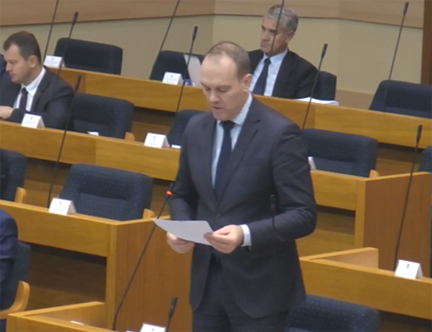 БАЊАЛУКА, 11. НОВЕМБРА /СРНА/ - Комисија за избор и именовања предложила је Народној скупштини Републике Српске да се за замјенике правобраниоца Републике Српске именују Милијана Танасић Перишић и Александар Ђерић.