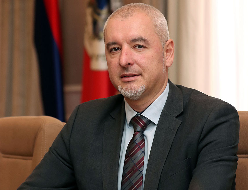 BANJA LUKA, NOVEMBER 13 /SRNA/ - Banja Luka Mayor Draško Stanivuković's statement that "Milorad Dodik has betrayed Serbia" is not merely a political gaffe; it reveals the depth of misunderstanding between serious politics and the kind that some perceive as a media performance, political analyst Luciano Kaluža told SRNA.