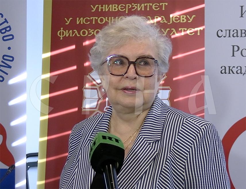 ПАЛЕ, 15. НОВЕМБРА /СРНА/ - Руски историчар Јелена Гускова изјавила је данас на Палама да је намјера твораца Дејтонског мировног споразума била унитарна БиХ без српског ентитета, али да је захваљујући српској тврдоглавости Република Српска остала и опстала и данас је чврст фактор српства не само у БиХ него и на Балкану.