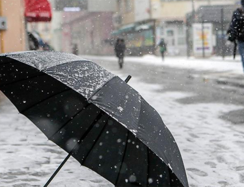 БИЈЕЉИНА, 16. НОВЕМБРА /СРНА/ - Почетак наредне седмице обиљежиће промјена времена која ће већ сутра увече захватити Републику Српску и Федерацију БиХ, па се очекују пад температуре и снијег у вишим, али понегдје и у нижим крајевима.