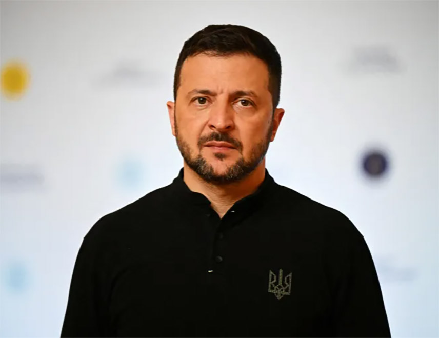 ПАРИЗ, 17. НОВЕМБРА /СРНА/ - Коруптивни скандал у Украјини ослабио је положај украјинског предсједника Владимира Зеленског, који сада покушава да осигура подршку савезника, пише француски лист "Монд".