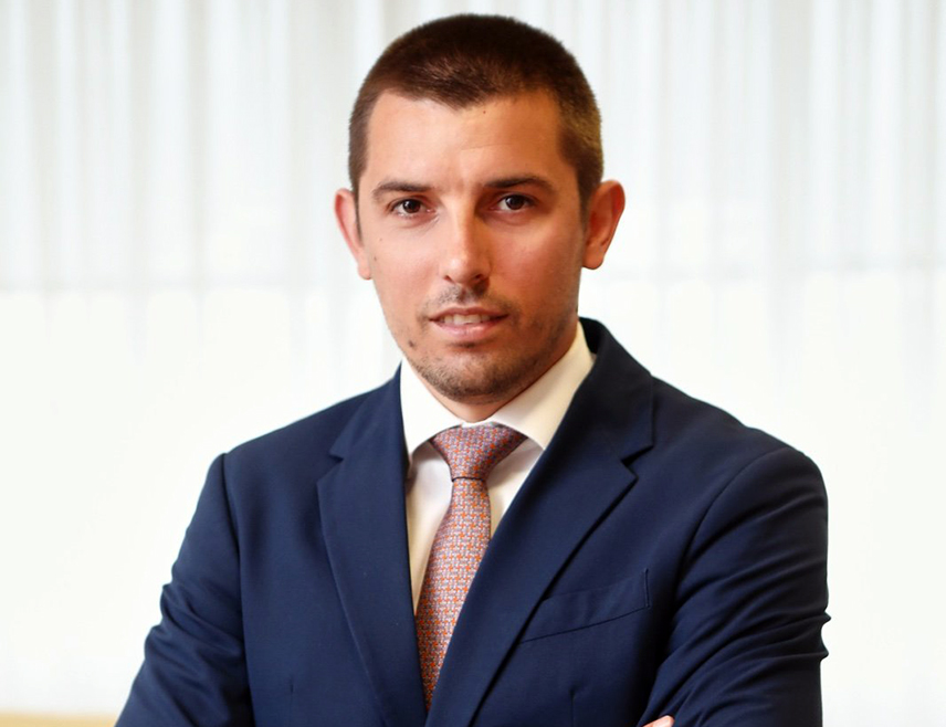 БАЊАЛУКА, 18. НОВЕМБРА /СРНА/- Члан Главног одбора СНСД-а Денис Шулић изјавио је да је побједа предсједничког кандидата Синише Карана на пријевременим изборима 23. новембра сигурна.