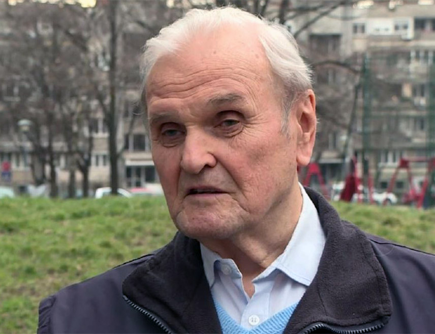 БЕОГРАД, 19. НОВЕМБРА /СРНА/ - Бивши амбасадор Србије при УН Бранко Бранковић оцијенио је да је постављање споменика "Цвијет Сребренице" у парку испред зграде УН у Њујорку потез очајника којим се нешто што није истинито жели представити као стварно и истакао да је питање ко је у УН дозволио да се тако нешто ради.