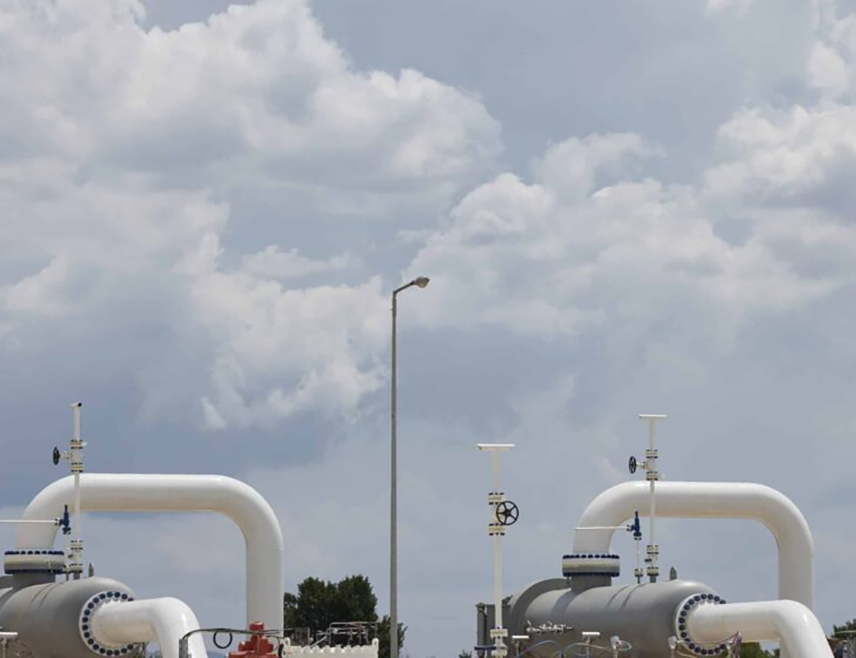 БЕОГРАД, 19. НОВЕМБРА /СРНА/ - Влада Србије усвојила је на данањшој сједници сет приједлога закона из области енергетике и дала сагласност на одлуку оснивања предузећа "Гас инфраструктура".