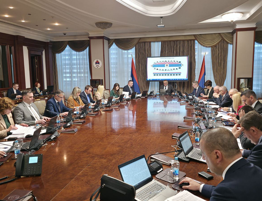 БАЊАЛУКА, 19. НОВЕМБРА /СРНА/ - Влада Републике Српске донијела је одлуку о начину финансирања програма неинвазивног пренаталног тестирања из крви труднице за 2026. годину у износу од 7.000.000 КМ, на основу Закона о обавезном здравственом осигурању.