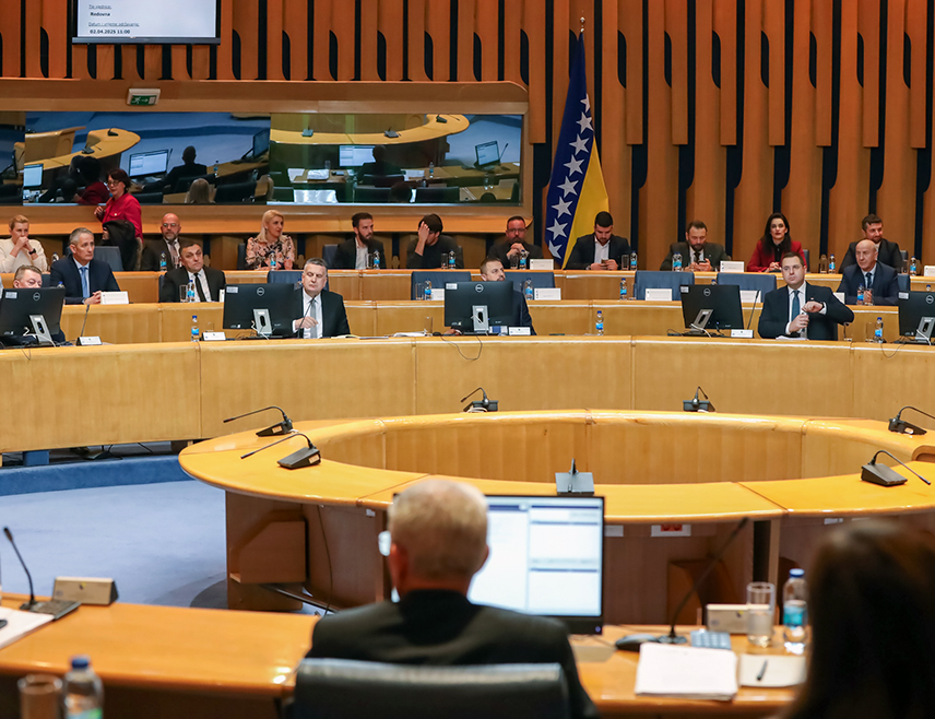 SARAJEVO, NOVEMBER 20 /SRNA/ – The House of Peoples of the BiH Parliamentary Assembly today adopted the Law on the Budget of the Institutions of BiH and its International Obligations for this year, amounting to BAM 1.5 billion.